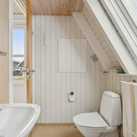 펜션 Lovely With Sea View