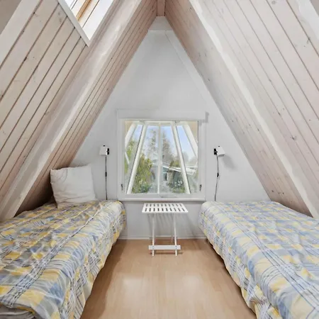 Lovely With Sea View 펜션 Torreso